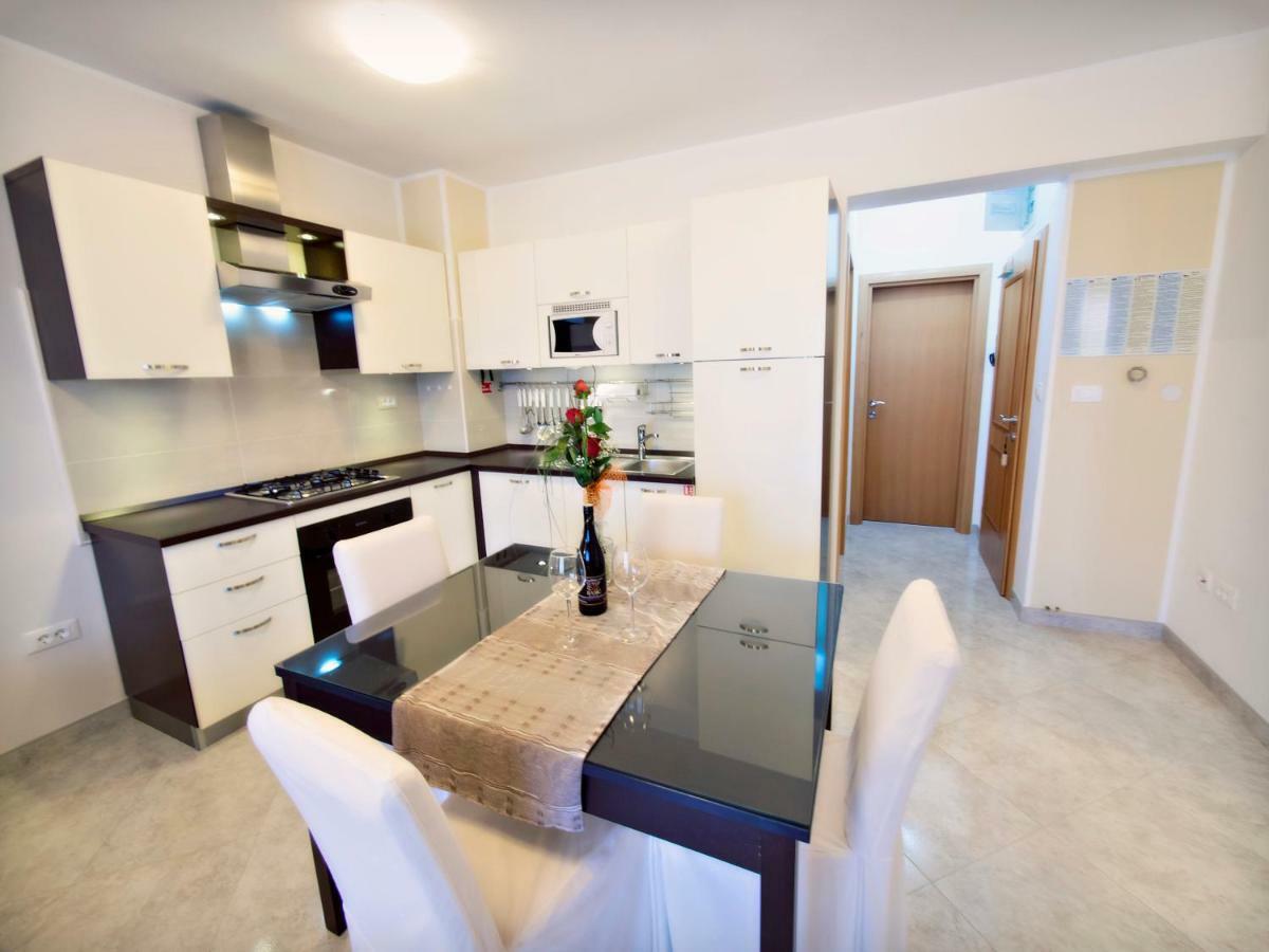 Apartmani Fortuna 즐라린 외부 사진